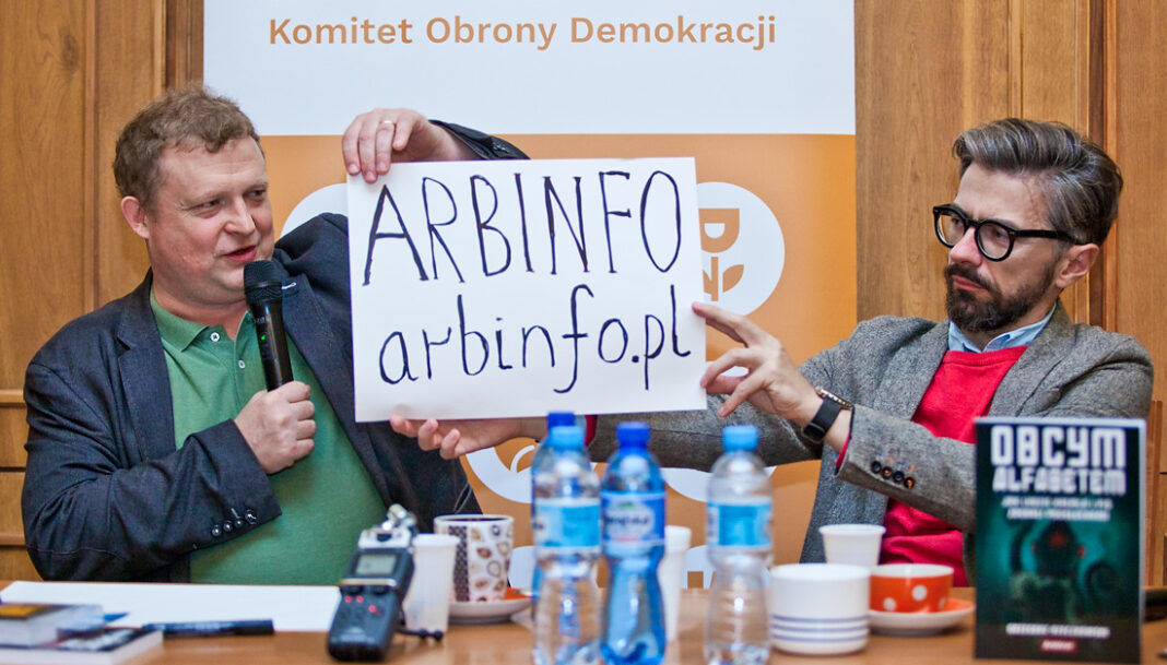 Tomasz Piątek - z lewej (Gazeta Wyborcza) i Grzegorz Rzeczkowski (Polityka) . Fot. Newsbar.pl