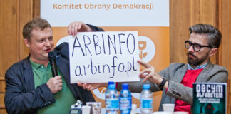 To jest wojna o demokrację Tomasz Piątek - z lewej (Gazeta Wyborcza) i Grzegorz Rzeczkowski (Polityka) . Fot. Newsbar.pl