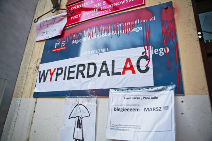 Wypierdalać!!! Felieton Pauliny Młynarskiej