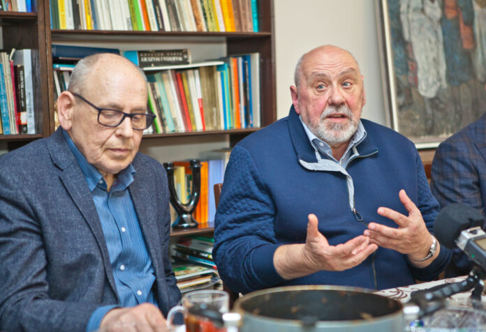 Wrogiem Rosji jest jeszcze korupcja Tadeusz Baryła, Wacław Radziwinowicz. Fot. Newsbar.pl